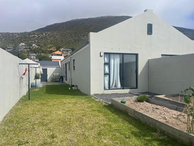 House For Rent in Faerie Knowe, Noordhoek