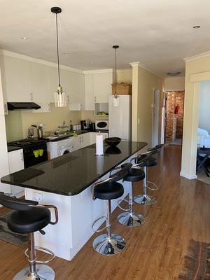 Apartment / Flat For Rent in Wynberg Upper, Cape Town