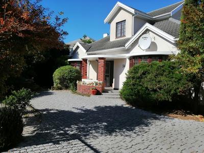 House For Rent in Plumstead, Cape Town