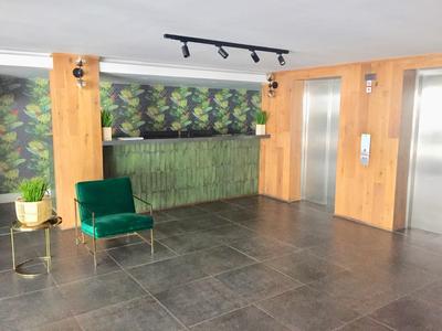 Apartment / Flat For Rent in Kenilworth, Cape Town