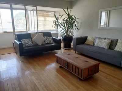Apartment / Flat For Rent in Green Point, Cape Town