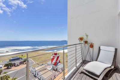 Apartment / Flat For Rent in Mouille Point, Cape Town